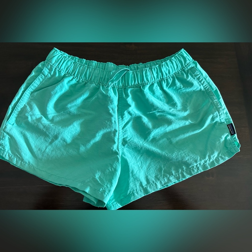 Women’s Patagonia Barely Baggies Sz Small